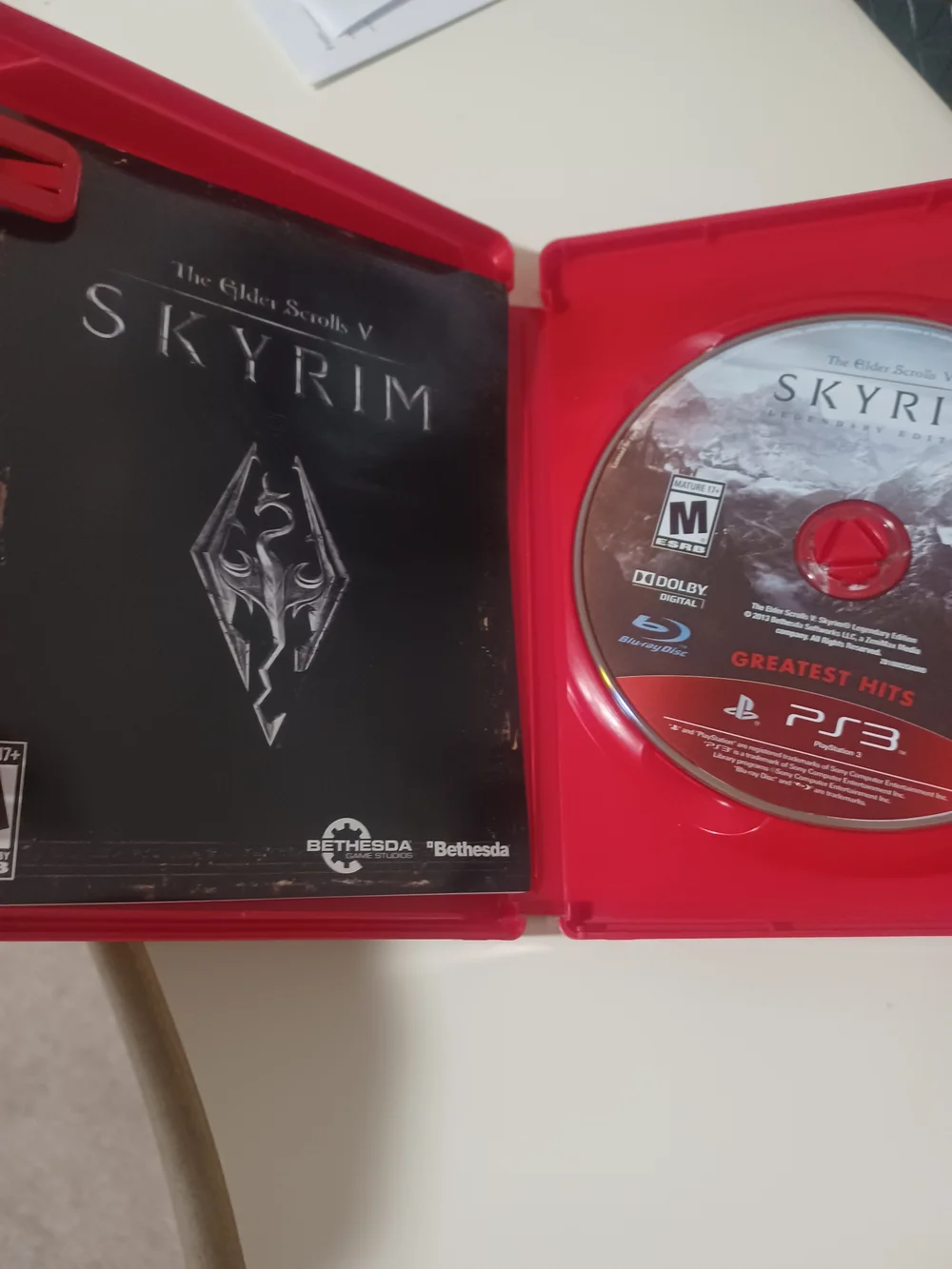 Skyrim: Legendary Edition (PS3) - Red Case